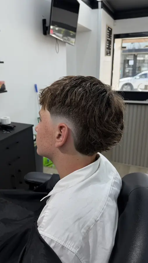 Textured mullet with a fade